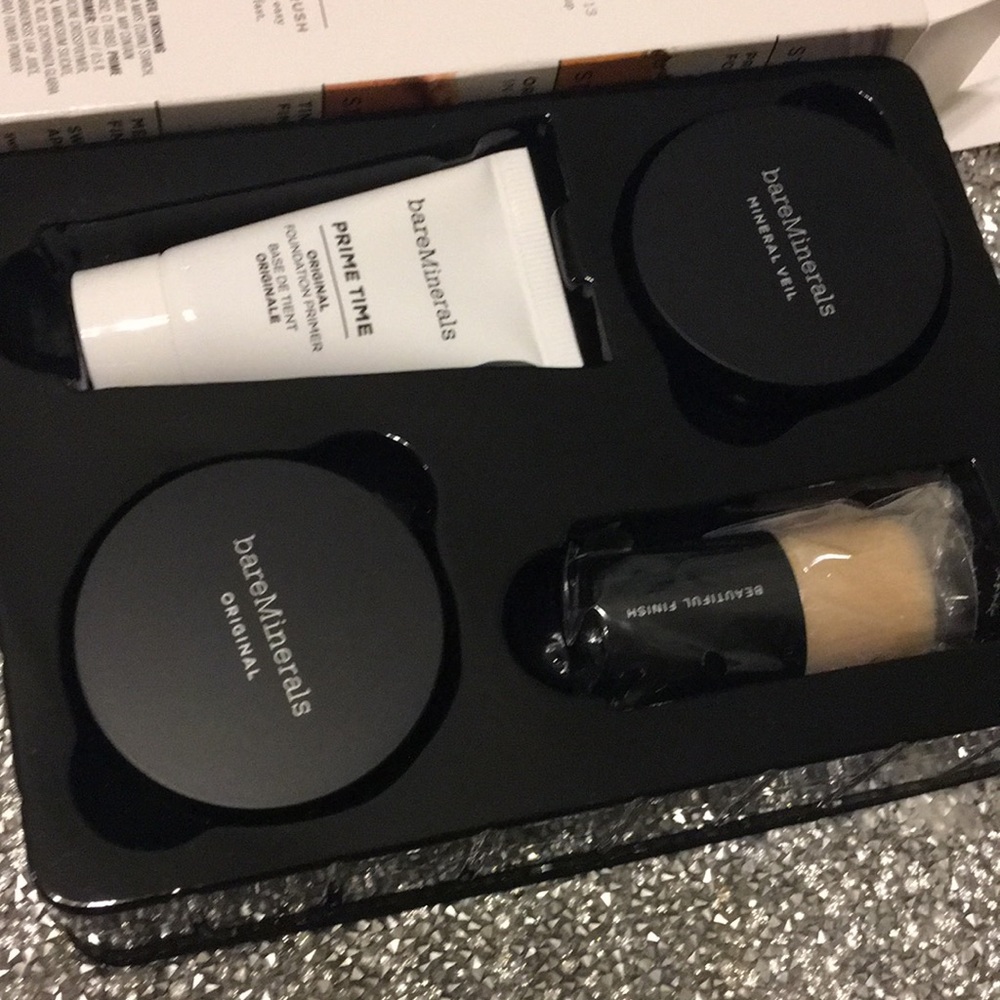 Bareminerals Nothing Beats the Original kit- NIB - Picture 6 of 9